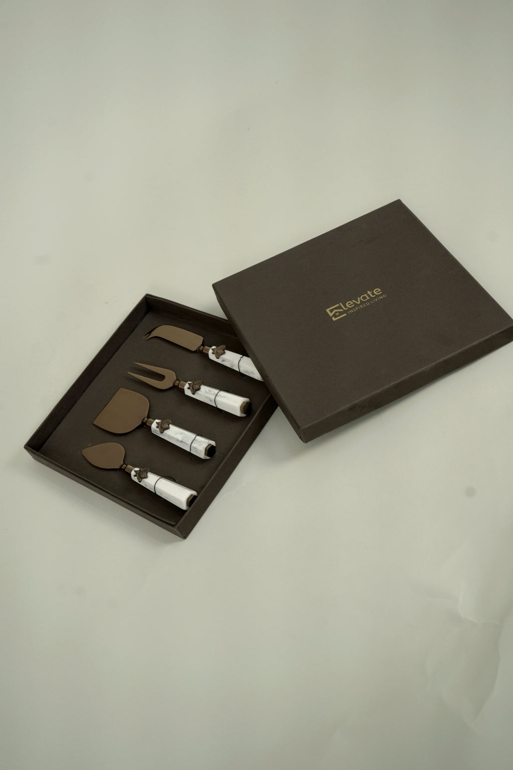 Golden Hive Cheese Knives (Set of 4 pcs)