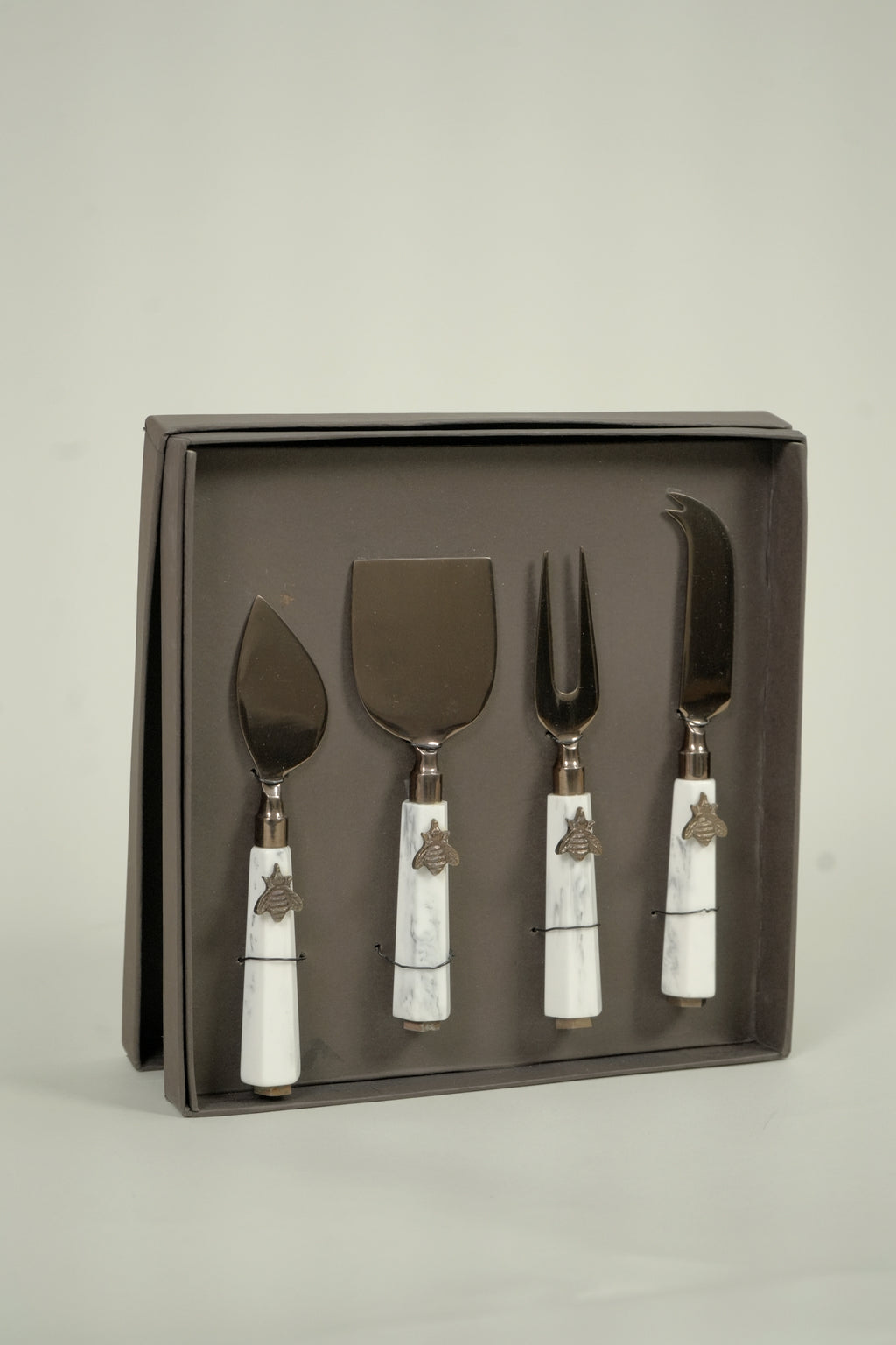 Golden Hive Cheese Knives (Set of 4 pcs)