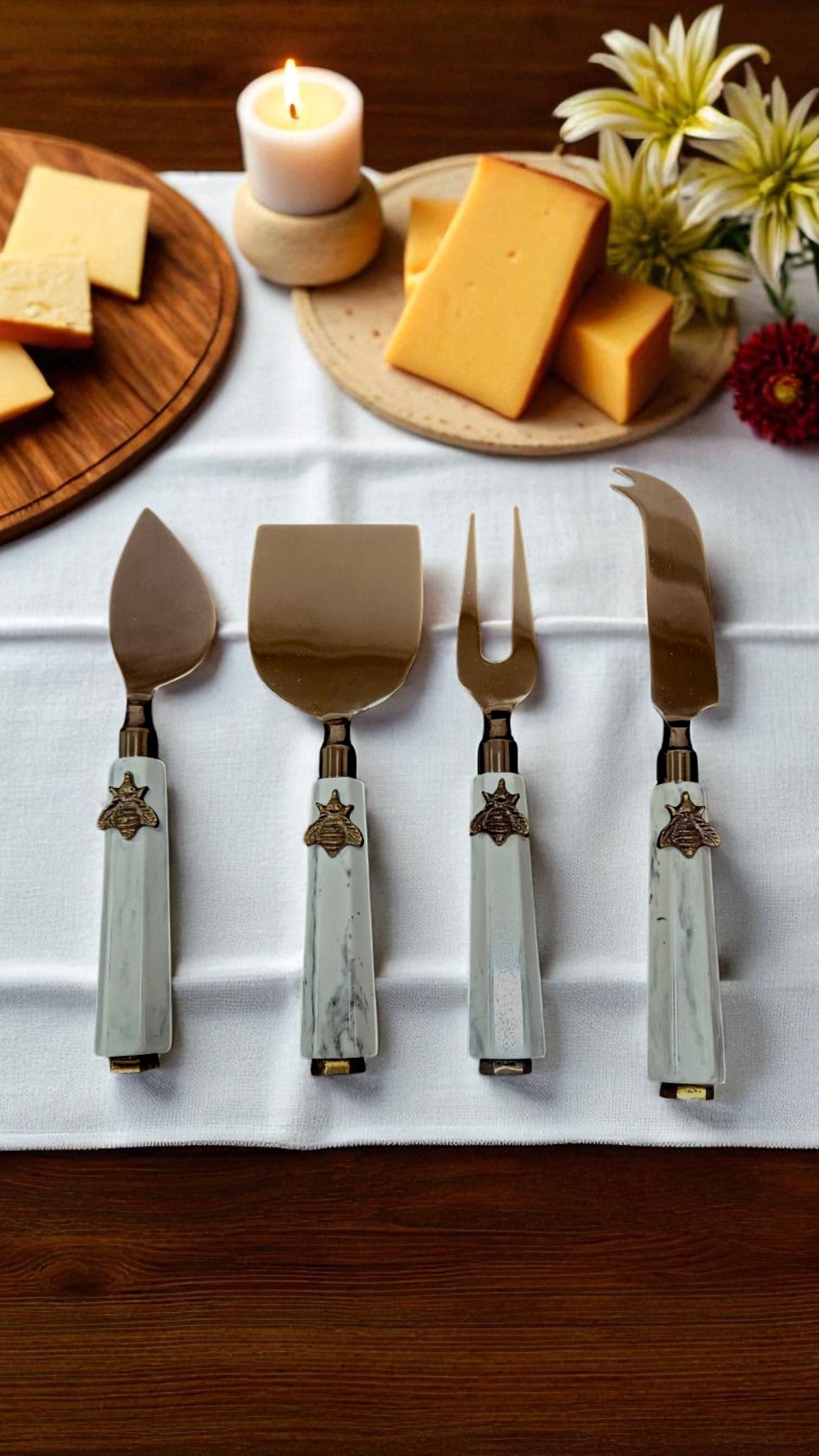 Golden Hive Cheese Knives (Set of 4 pcs)